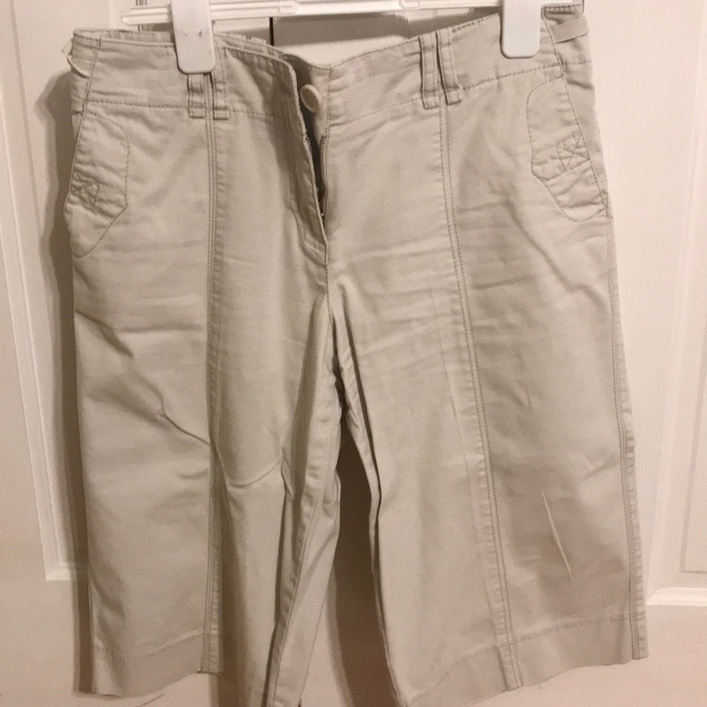 AT Loft Cropped khakis